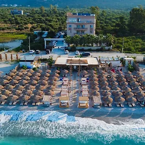 Sole Luna Albania